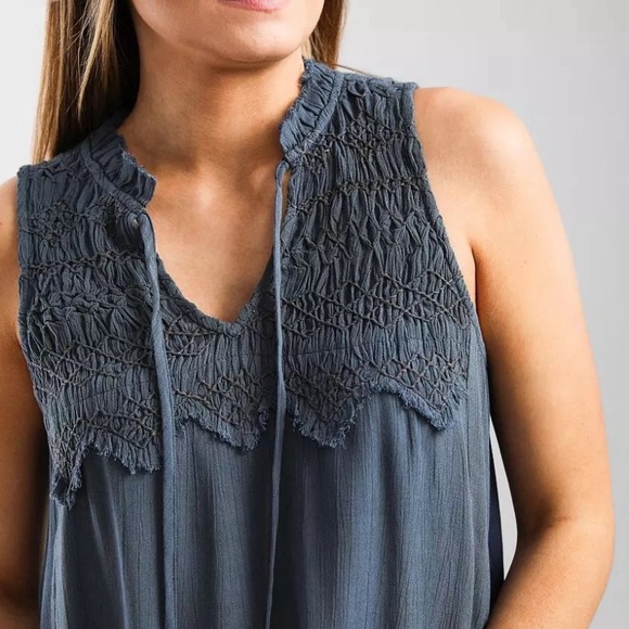 Buckle gauze freyed hem gathered accent top - Picture 3 of 3